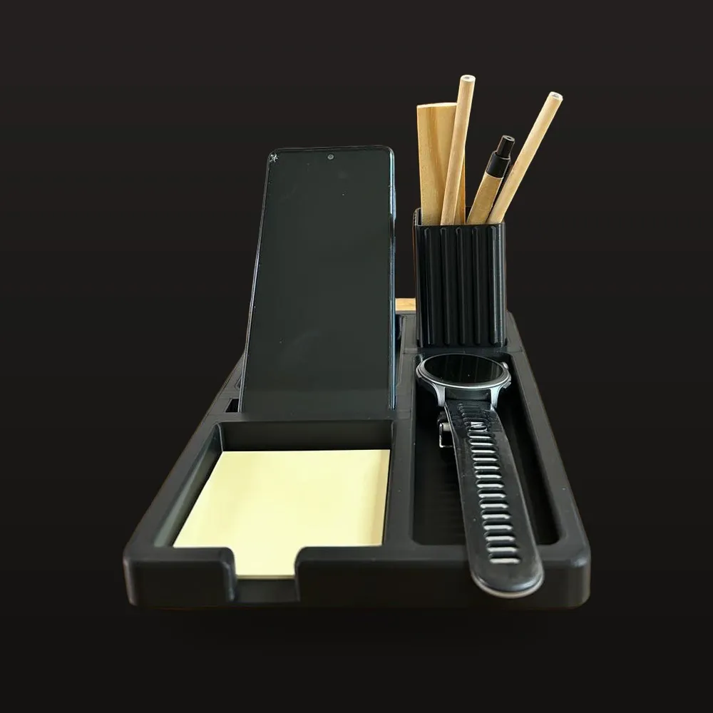 Printed desk organiser next to the workshop printer